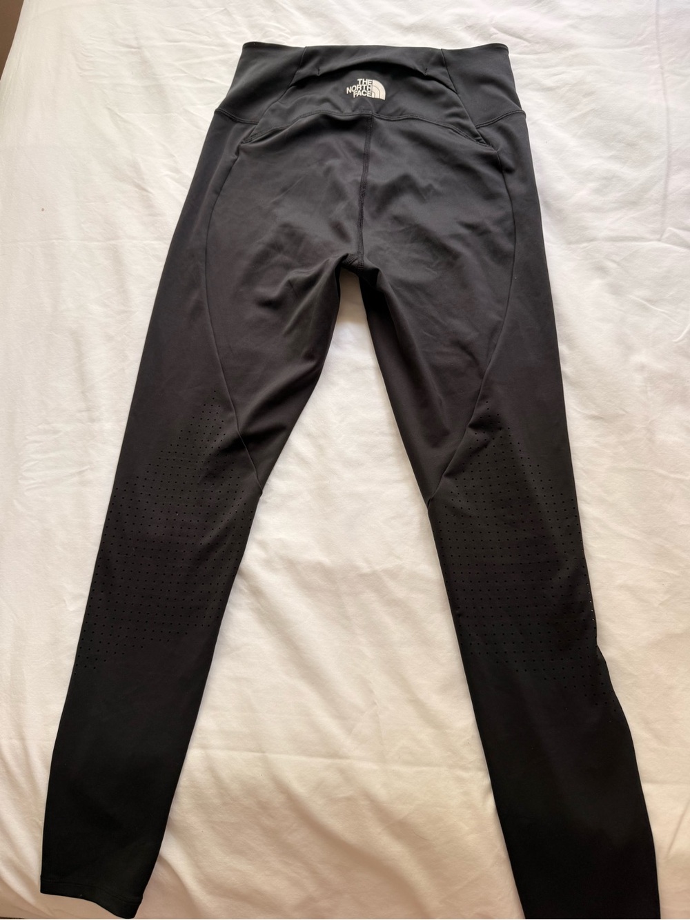 The North Face Black womens medium Mid-Rise Performance Leggings breathable